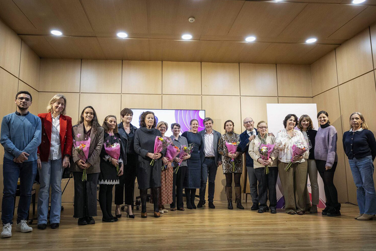 Barajas rinde homenaje a las mujeres ejemplares del Distrito