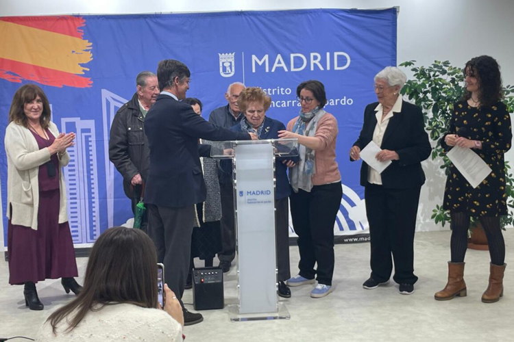 Los centros de mayores de Fuencarral-El Pardo eligen a sus socios honoríficos
