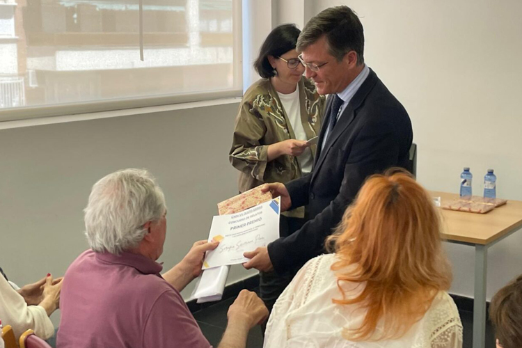 El Centro de Mayores Vocal Vecino Justo Sierra anuncia los ganadores de su concurso de relatos cortos