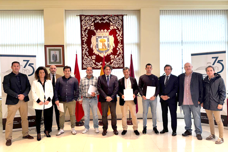 Hortaleza cede el uso de cinco campos de fútbol que garantizarán la continuidad del Deporte Base