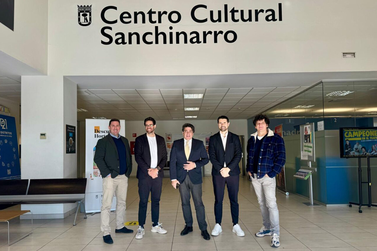 Llega a Hortaleza el ciclo de conferencias de Héroes Despiertos para promover la superación personal y la motivación entre los jóvenes