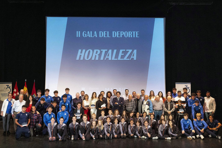 Hortaleza reconoce la trayectoria de deportistas y clubes del distrito en la II Gala del Deporte