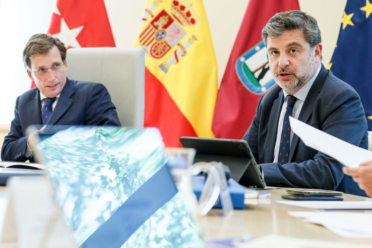 'Todo lo que hacemos es fruto de mucho diálogo con los vecinos, con las Asociaciones y con AMPAS'