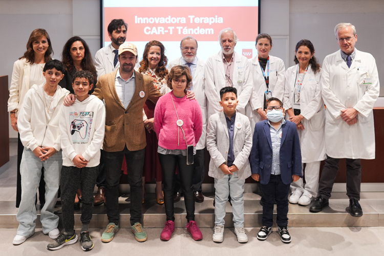 La Sanidad Pública Madrileña aplica con éxito una pionera terapia en Europa CAR-T a jóvenes con leucemia