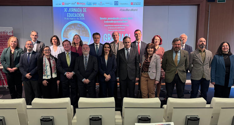 La Comunidad de Madrid defiende la mejora del rendimiento de los alumnos con medidas como la jornada partida o limitarlos dispositivos digitales