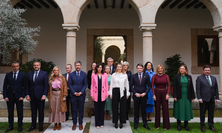 Los Consejeros del Gobierno de la Comunidad de Madrid han mantenido, hoy reuniones con sus homólogos extremeños