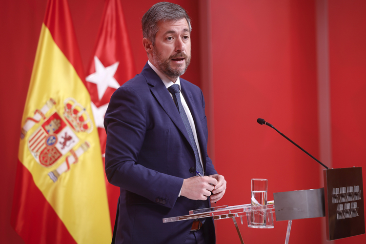 La Comunidad de Madrid refuerza Sanidad y Educación con más del 85% de las 10.310 plazas en la nueva Oferta de Empleo Público