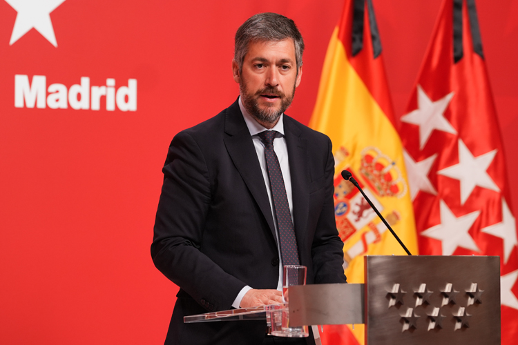 La Comunidad de Madrid reconoce a Carolina Marín y Toni Kroos con sus Premios Siete Estrellas