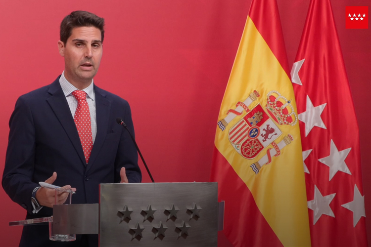 La Comunidad de Madrid inicia el curso escolar con bajada de ratios en las aulas y récord de estudiantes y docentes en los centros públicos
