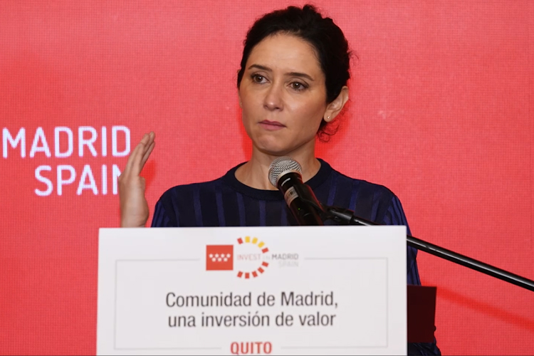 Díaz Ayuso denuncia a los “aprovechados de última generación con conexiones bolivarianas” que multiplican el “grandísimo negocio del agravio” para “vivir de lo público”