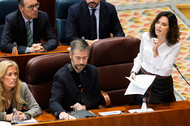 Díaz Ayuso denuncia los más de 10.500 millones de euros que “el Gobierno moroso de Pedro Sánchez debe a todos los madrileños”: 'No han dejado de quitarnos inversiones, proyectos y presupuesto”