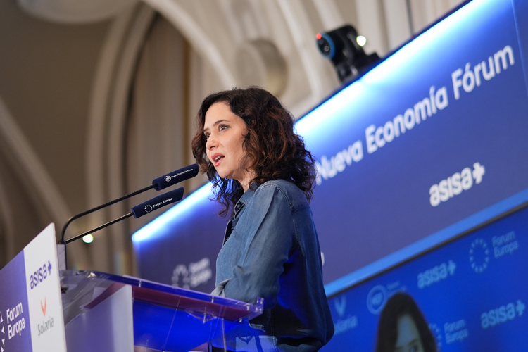 “ No sé si tendrá algo que ver con el asunto del teléfono del Presidente y del Fiscal General del Estado”, ha señalado.