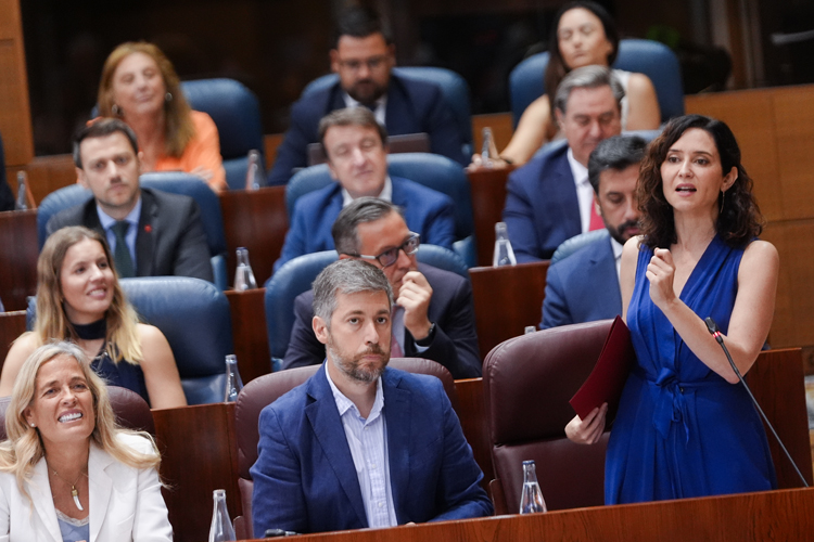 Díaz Ayuso: “La mayor de las corrupciones se llama Navarra, que es donde está el epicentro de todo”