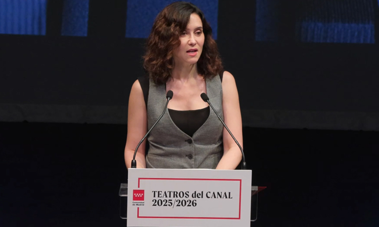 Díaz Ayuso avanza que los teatros madrileños, “al servicio de España”, acogerán la próxima temporada a compañías de artes escénicas afectadas por la DANA de Valencia