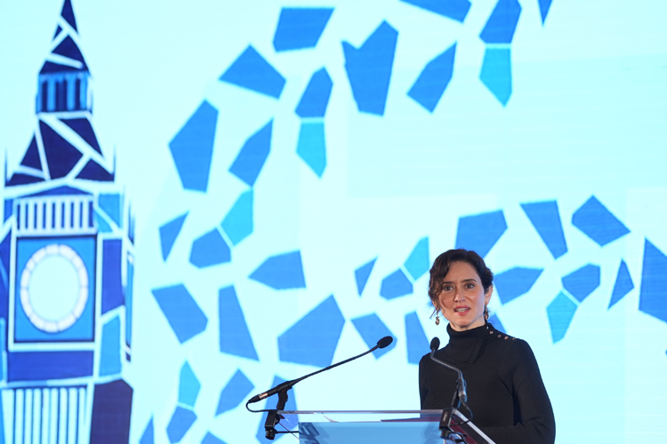Díaz Ayuso denuncia en Londres cómo se quiere “meter el miedo en el cuerpo” a los que en España defienden la libertad: “Quienes cometen los peores delitos son encumbrados”