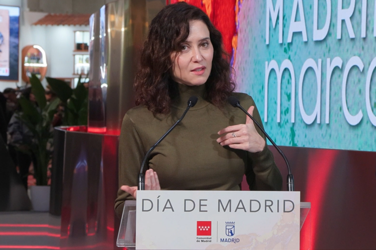 Díaz Ayuso pide transparencia y asunción de responsabilidades por el accidente ferroviario de Adamuz: “Es lo normal después de un trágico suceso”