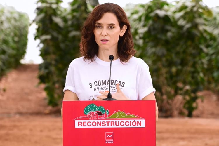Díaz Ayuso advierte de que el “desprestigio internacional de España seguirá creciendo” porque Sánchez “es incapaz de defender nuestras fronteras”