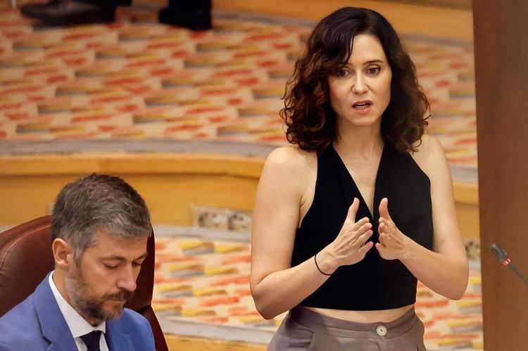 Díaz Ayuso al PSOE: “Vaya noche en la Moncloa, vaya noche de encierro han pasado…para organizar otra operación de Estado”