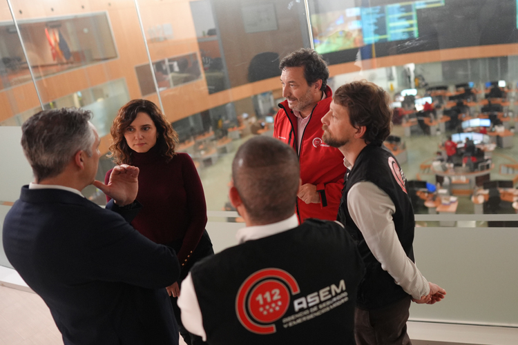 La Presidenta de la Comunidad de Madrid, Isabel Díaz Ayuso, ha presidido hoy la reunión en la Agencia de Seguridad y Emergencias Madrid112 (ASEM112)