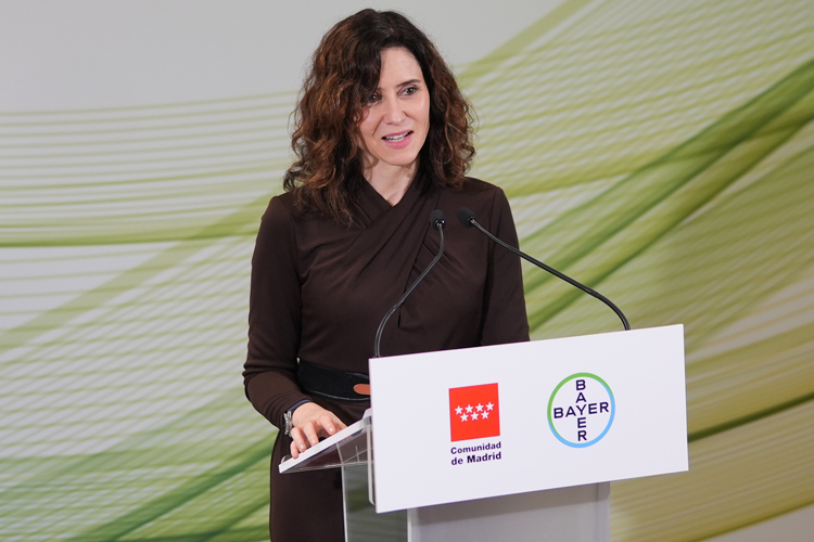 Díaz Ayuso rechaza los aranceles de EEUU y advierte de que el Aló presidente de hoy sólo es “un pretexto” para enredar los Presupuestos Generales del Estado