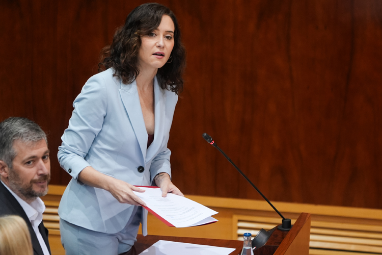 Díaz Ayuso cuestiona que Sánchez estuviera ayer haciéndose un tiktok en Fuenlabrada en lugar de estar con las víctimas del 11M