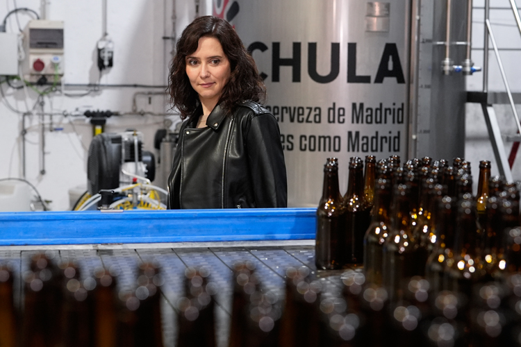 Díaz Ayuso garantiza continuar con bajadas de impuestos y apoyo a la empresa “frente a los que trasladan mensajes negativos”