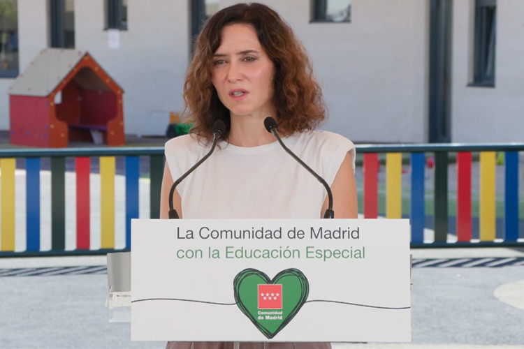 La Presidenta de la Comunidad de Madrid ha visitado hoy el colegio público Duque de Ahumada de Valdemoro