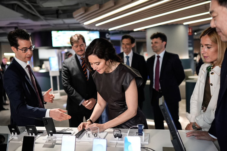 Díaz Ayuso en el 20º aniversario de Samsung en Madrid, en Alcobendas: “Seguiremos defendiendo alianzas que sumen, especialmente en innovación e inversión”