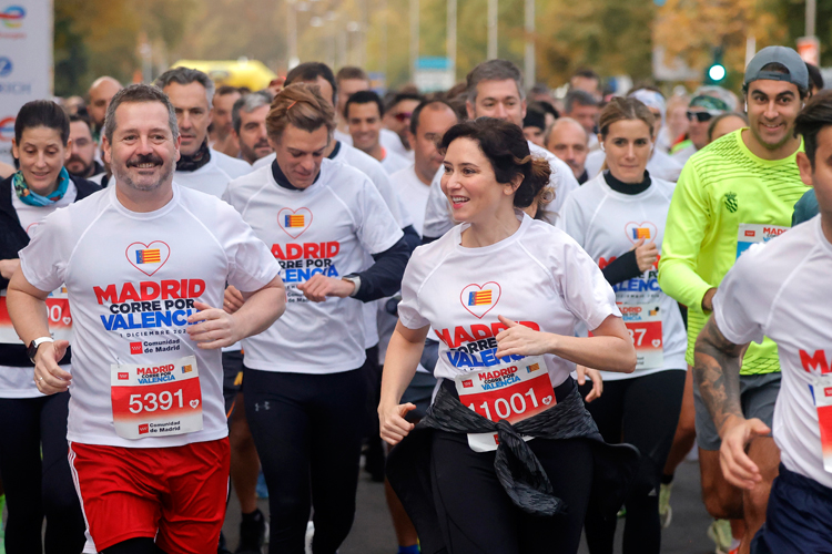 Díaz Ayuso: “Es un orgullo ver a Madrid corriendo por Valencia en solidaridad por la DANA”