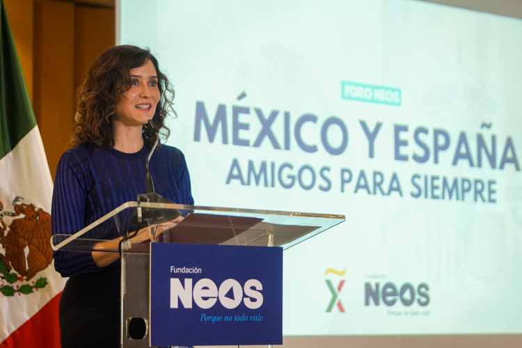 Díaz Ayuso defiende los lazos entre España y México pese al intento de “fingir un enfrentamiento”: “En Madrid no nos engañan”