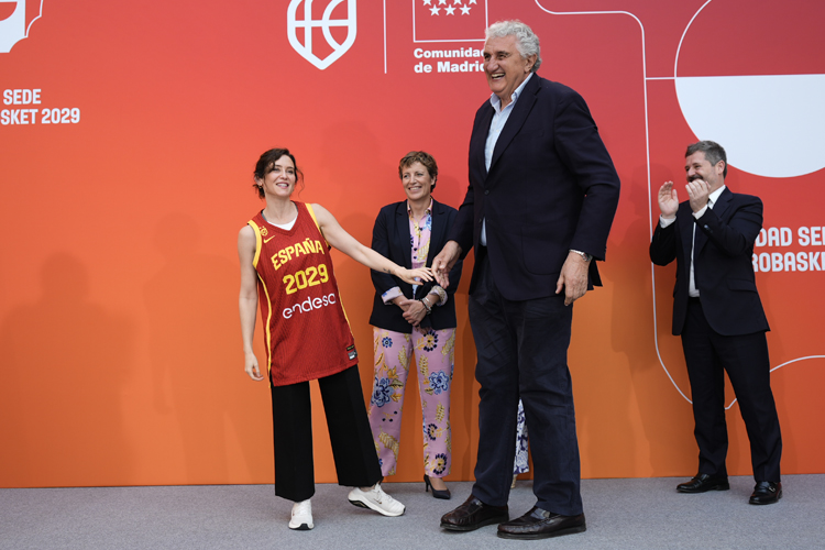 Díaz Ayuso presenta el EuroBasket 2029: “Hoy comienza la cuenta atrás y Madrid se prepara con ilusión por hacer las cosas de manera excelente”