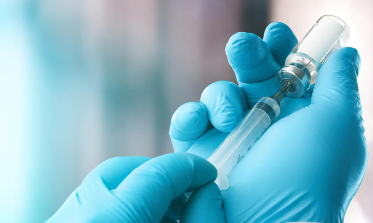 La Comunidad de Madrid, primera región en España que vacunará a mayores y adultos vulnerables frente al virus respiratorio sincitial