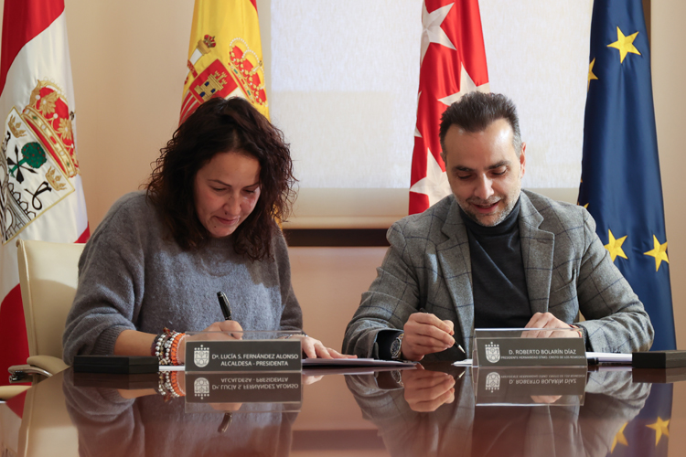 El Ayuntamiento de Sanse firma el convenio con el Comedor Social de la Hermandad del Santísimo Cristo de los Remedios