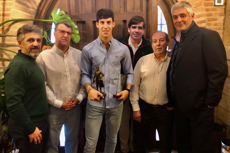Diego García, Premio “Promesa Revelación 2024” de la Peña Taurina “La Nuestra”