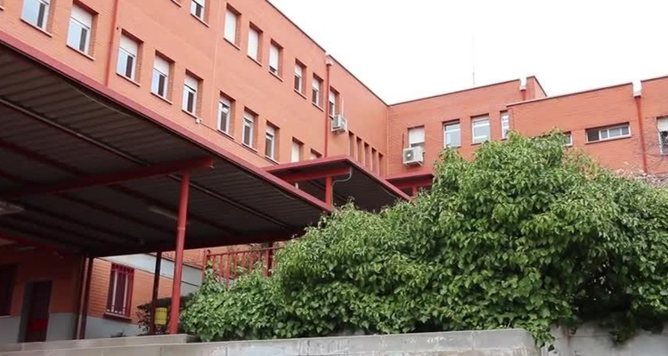 Los alumnos de ciclos formativos y cursos de especialización del IES Juan de Mairena realizarán sus prácticas en el Ayuntamiento gracias al nuevo convenio de colaboración
