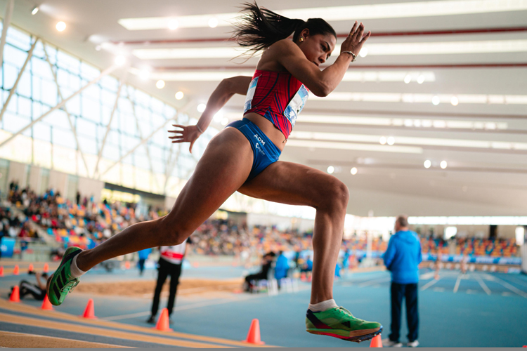 Naiala Pedro Pérez, campeona de España sub-20 de 200 metros lisos, lleva el nombre de San Sebastián de los Reyes a lo más alto