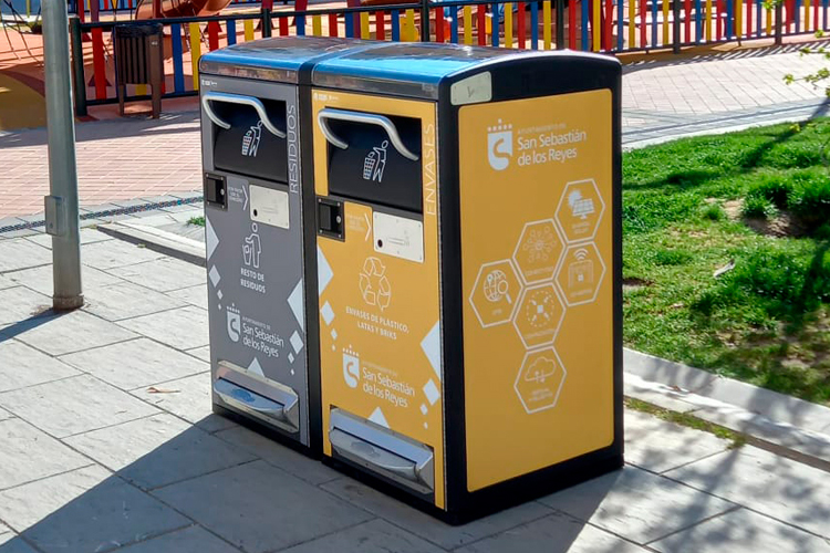 San Sebastián de los Reyes refuerza su apuesta por la limpieza viaria con nuevas papeleras inteligentes
